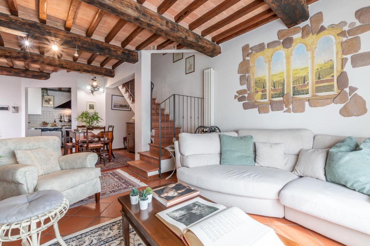 Tuscany Balcony: Crete Senesi Casetta Екстер'єр фото