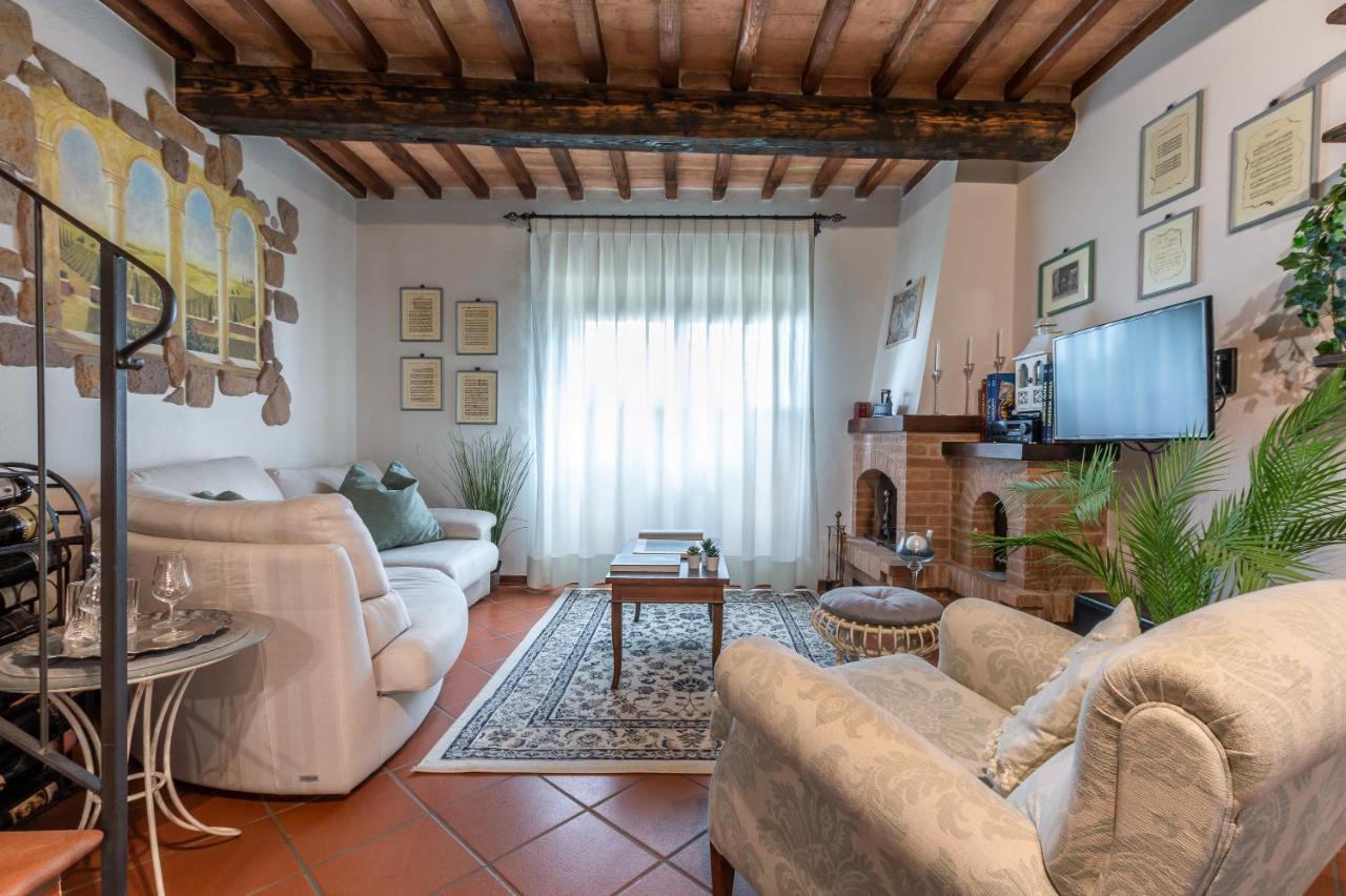 Tuscany Balcony: Crete Senesi Casetta Екстер'єр фото