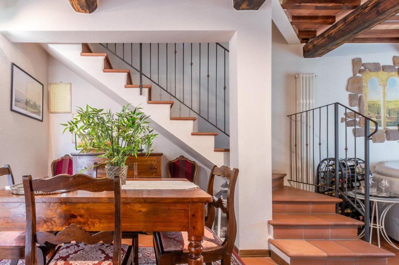 Tuscany Balcony: Crete Senesi Casetta Екстер'єр фото