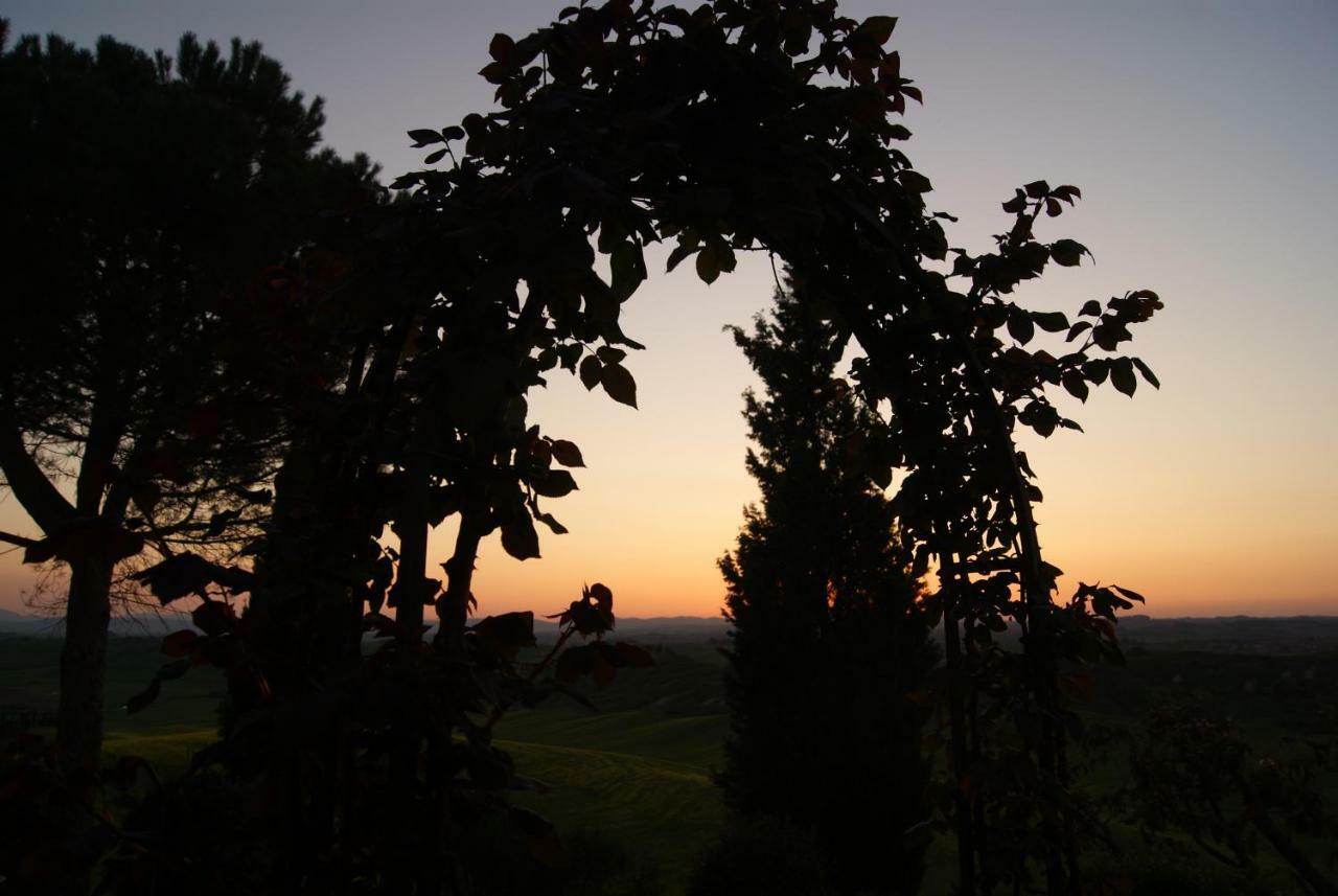 Tuscany Balcony: Crete Senesi Casetta Екстер'єр фото